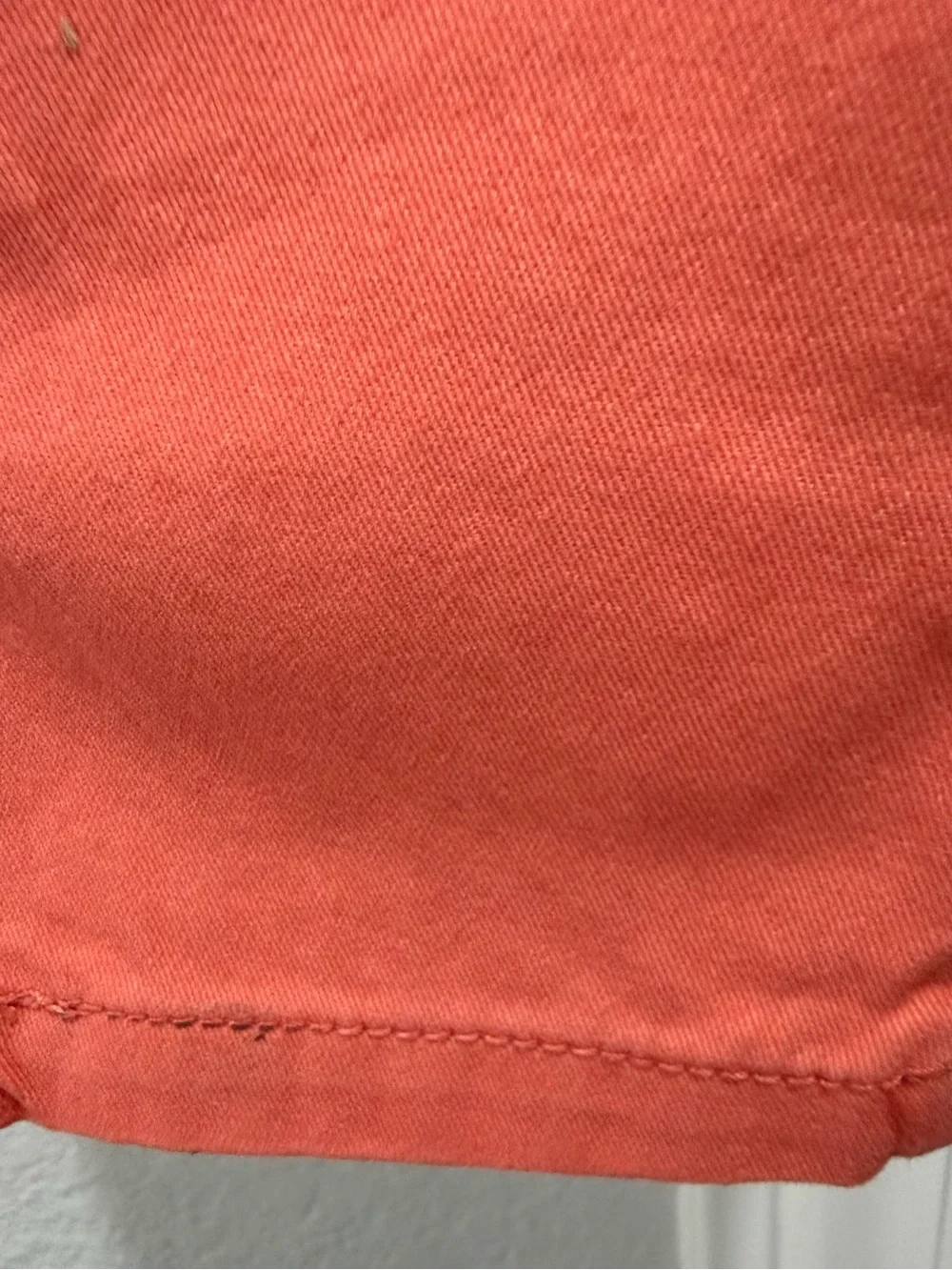 GAP bright coral